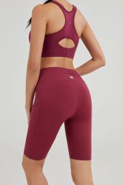 Why the Black Quilted Jacket Has Become the Aussie Woman’s Secret Armor for Effortless Style and Unshakable Comfort