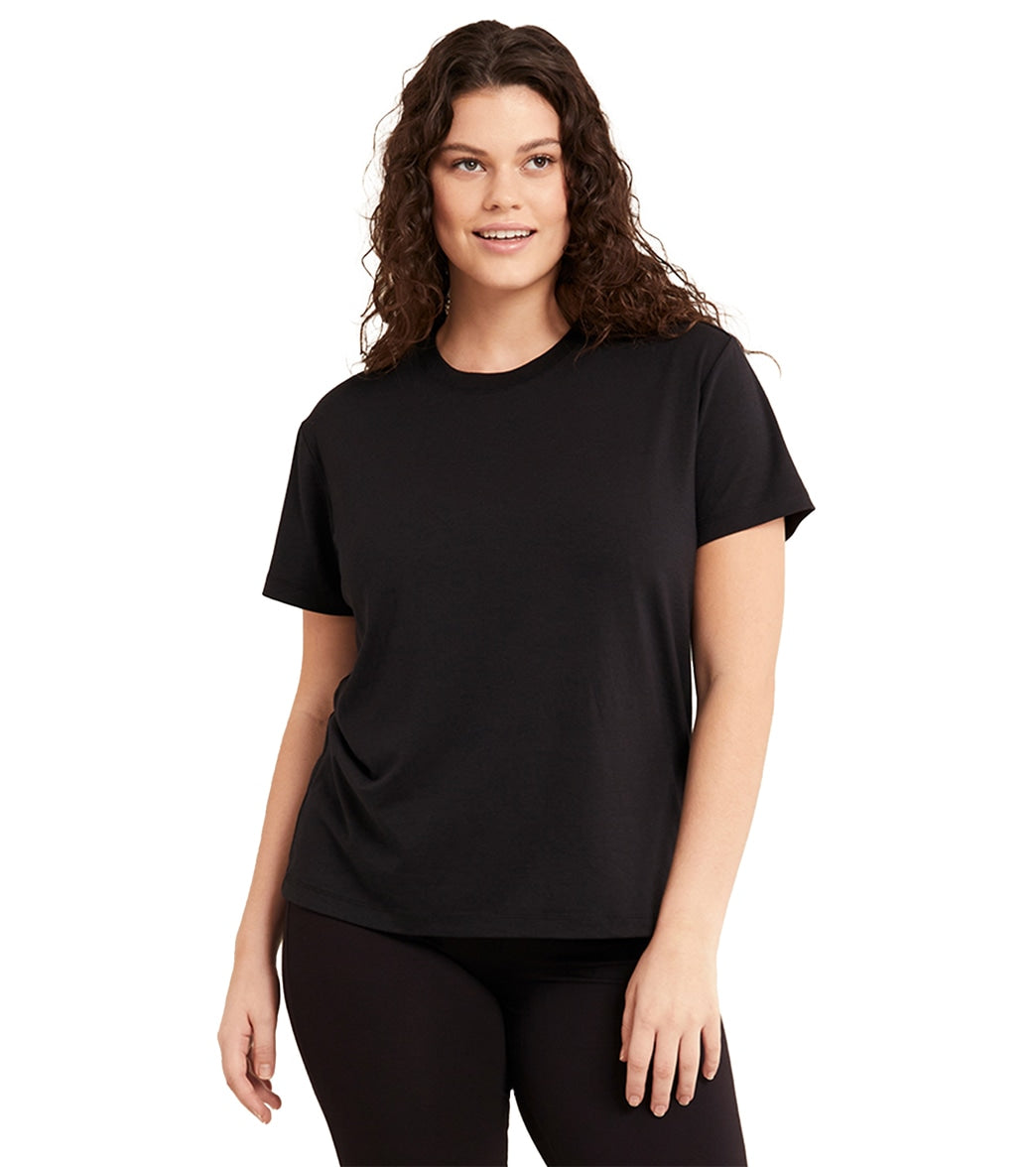 cop outfits for women crew neck tee